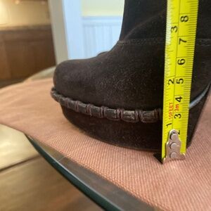 Brown suede Yves Saint Laurent boots